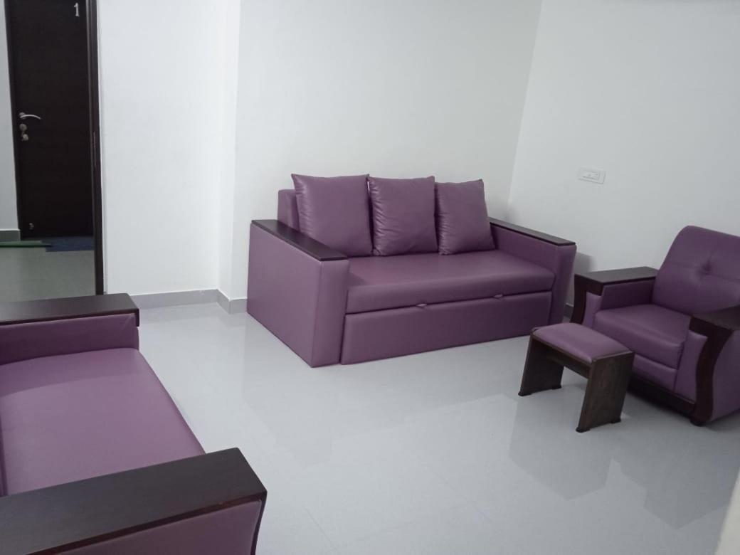 Готель Purple Passion Ranipet Екстер'єр фото